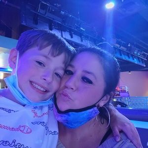 Meet your Posher, Bobbie